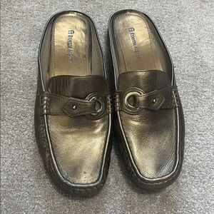 Etienne Aigner Vintage Slides Willow Gold Bronze 8.5 Leather